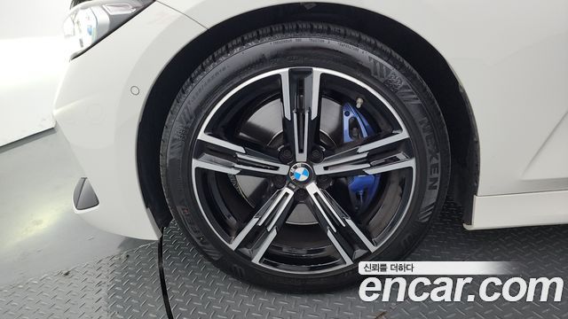 BMW 3-Series G20 320i M Sport - фото 4