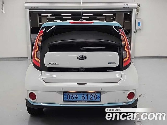 Kia Soul EV EV - фото 2