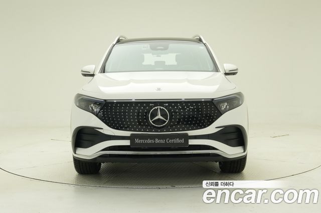 Mercedes-Benz EQB X243 EQB300 4MATIC AMG Line - фото 2