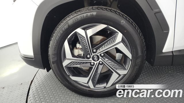 Hyundai Tucson NX4 Gasoline 1.6 Turbo 2WD Inspiration - фото 4