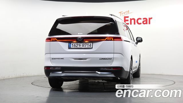 Kia Carnival 4-го поколения Gasoline 7-Seater Signature - фото 3