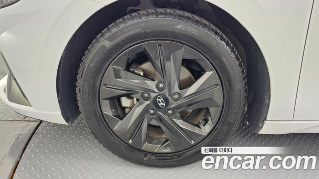 Hyundai Avante CN7 1.6 Inspiration - фото 3