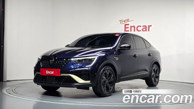 Renault Samsung Arkana 1.6 E-TECH Iconic Design Package - фото 0