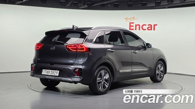 Kia Niro Новый 1.6 HEV Noblesse - фото 1