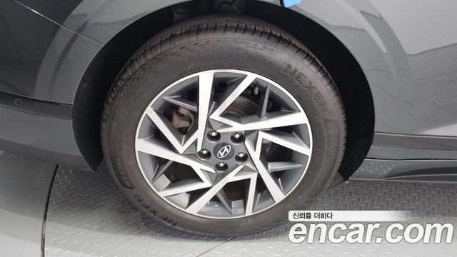 Hyundai Grandeur GN7, гибрид Exclusive - фото 4