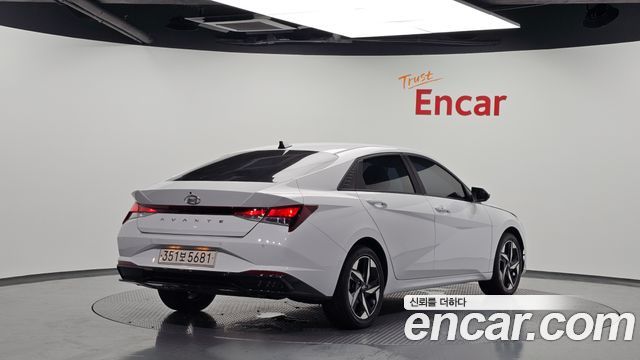 Hyundai Avante CN7, гибрид Modern - фото 1