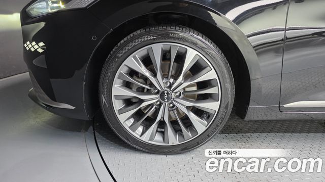 Kia K8 2.5 Gasoline 2WD Noblesse - фото 4