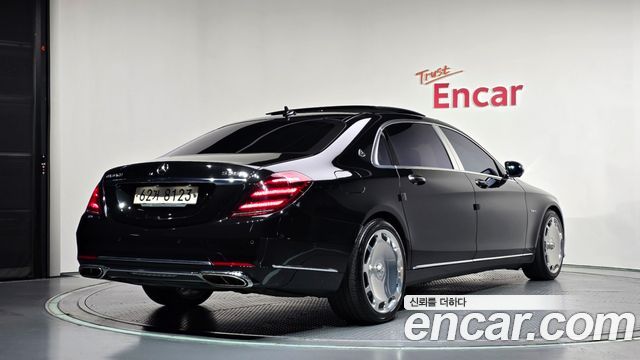Mercedes-Benz S-Class W222 Maybach S560 4MATIC - фото 1
