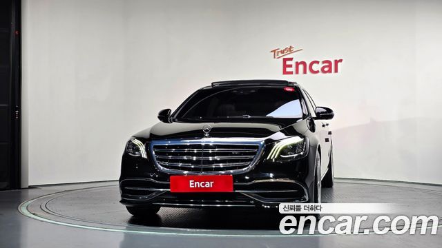 Mercedes-Benz S-Class W222 Maybach S560 4MATIC - фото 2