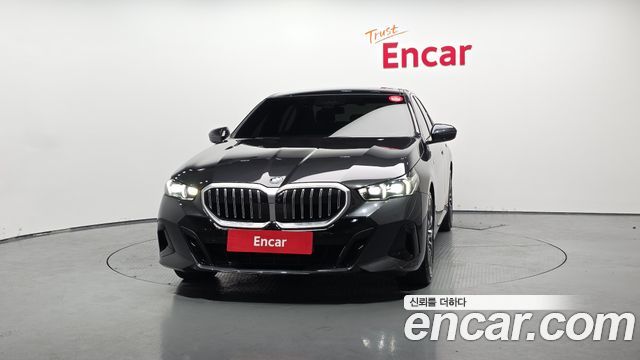 BMW 5-Series G60 520i M Sport - фото 2