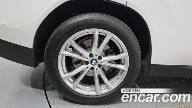 BMW X3 G45 xDrive 20 - фото 4