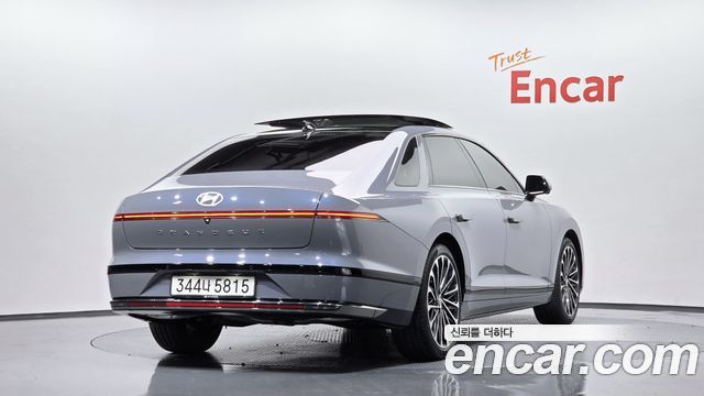 Hyundai Grandeur GN7, гибрид Calligraphy - фото 0