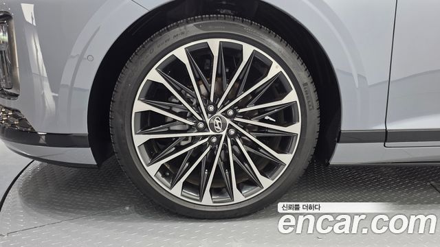 Hyundai Grandeur GN7, гибрид Calligraphy - фото 3