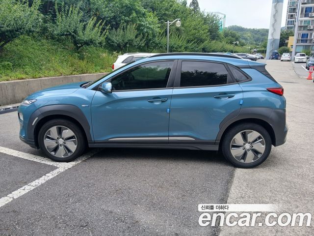 Hyundai Kona Premium - фото 3