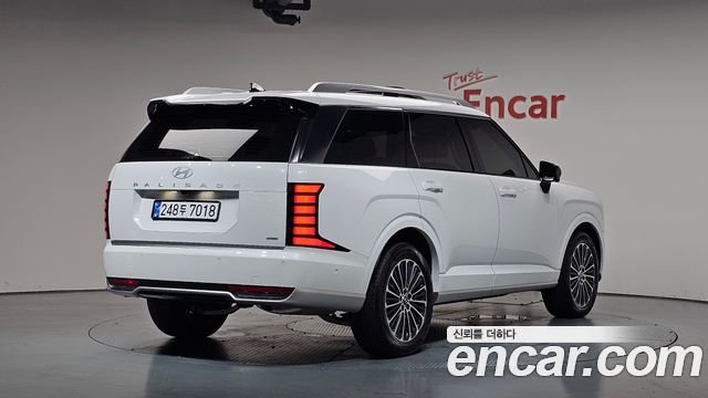 Hyundai Palisade LX3 Gasoline 2.5T 4WD 7-Seater Calligraphy - фото 1