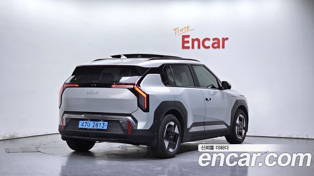 Kia EV3 Long Range 2WD Earth - фото 0