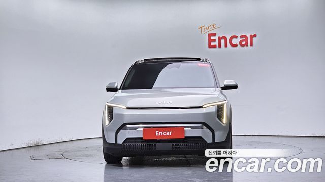 Kia EV3 Long Range 2WD Earth - фото 1