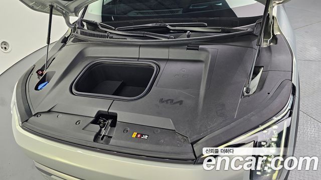 Kia EV3 Long Range 2WD Earth - фото 4