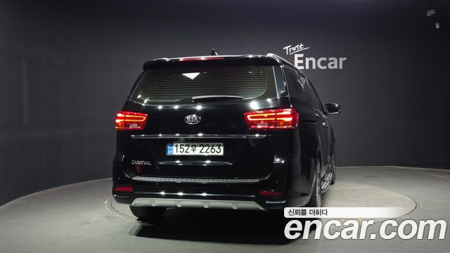 Kia Carnival Новый 9-Seater Noblesse Special - фото 3