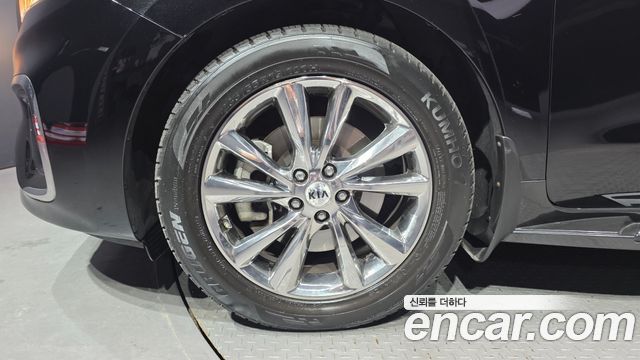 Kia Carnival Новый 9-Seater Noblesse Special - фото 4