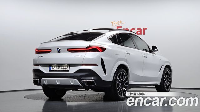 BMW X6 G06 xDrive40i M Sport - фото 1