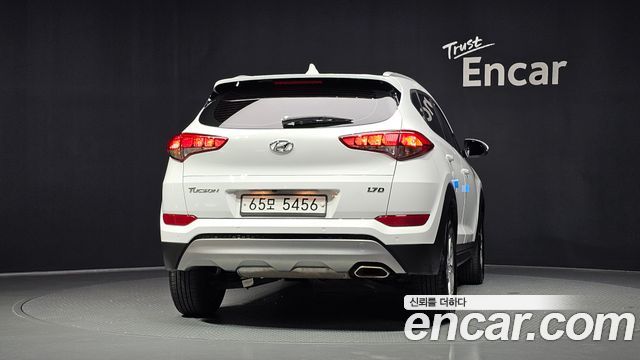 Hyundai Tucson Совершенно новый Diesel 1.7 2WD Modern - фото 3