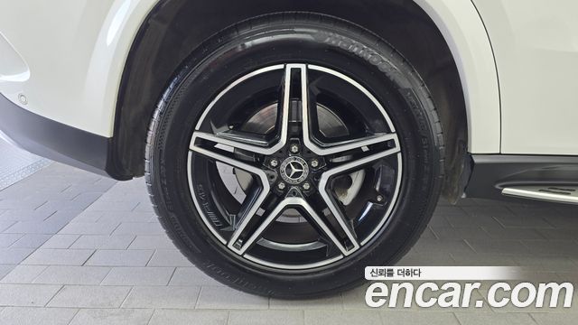Mercedes-Benz GLE-Class W167 GLE400d 4MATIC Coupe - фото 4