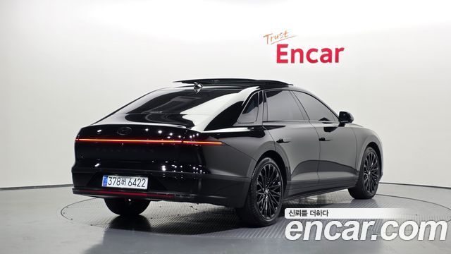 Hyundai Grandeur GN7, гибрид Calligraphy - фото 1