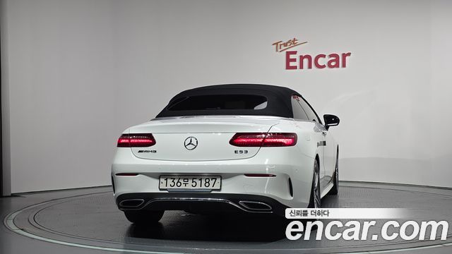 Mercedes-Benz E-Class W213 E220d Cabriolet - фото 3