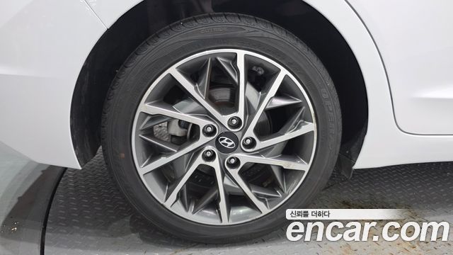 Hyundai Avante Новый AD 1.6 Style - фото 3