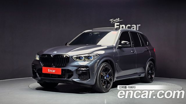 BMW X5 G05 xDrive 45e M Sport - фото 0