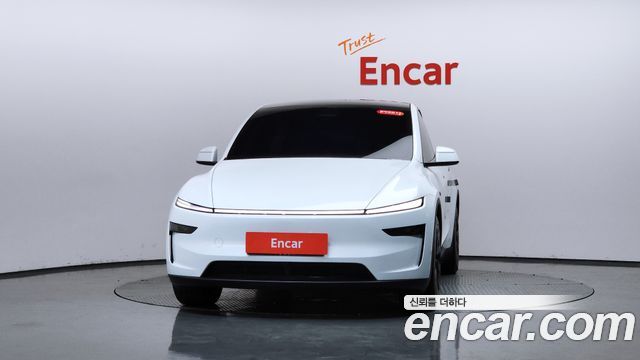 Tesla Model Y Premium RWD - фото 1