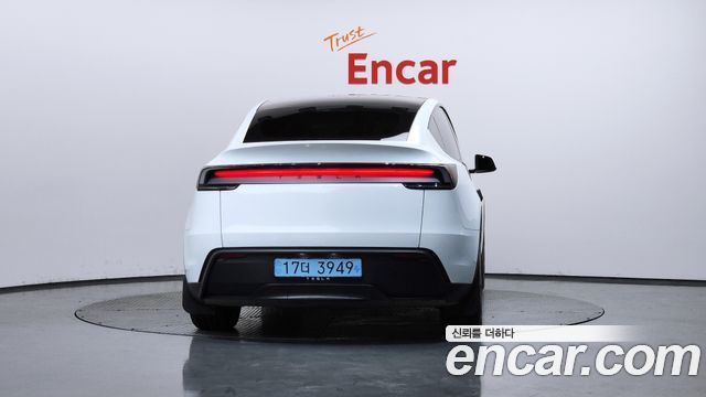 Tesla Model Y Premium RWD - фото 2