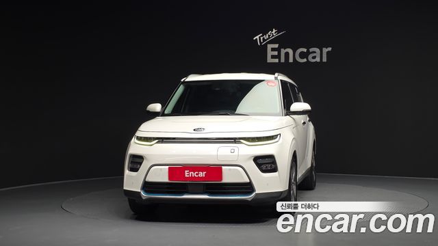 Kia Soul EV Noblesse - фото 2