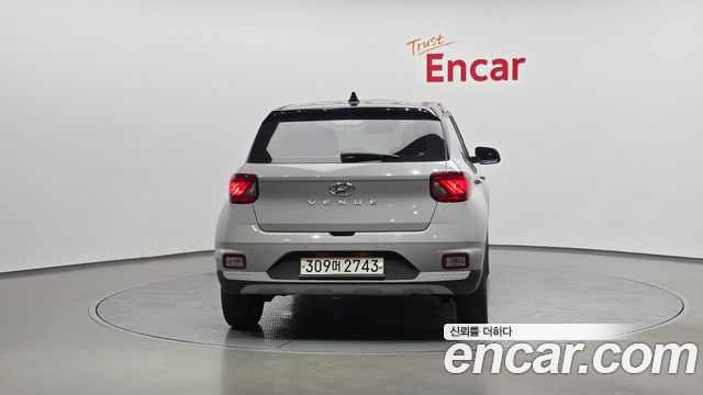 Hyundai Venue 1,6 Premium - фото 3