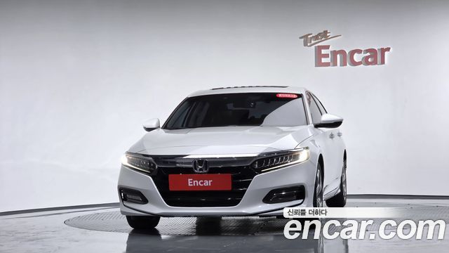 Honda Accord 10-го поколения 1.5 Turbo - фото 1