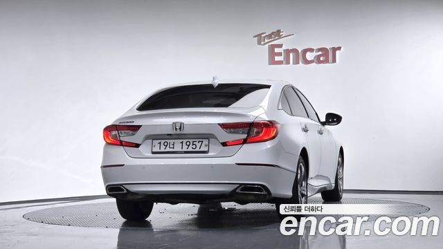 Honda Accord 10-го поколения 1.5 Turbo - фото 2