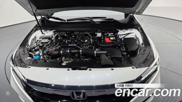 Honda Accord 10-го поколения 1.5 Turbo - фото 4