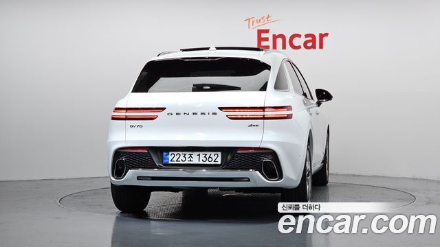Genesis GV70 2.5T Gasoline AWD - фото 3