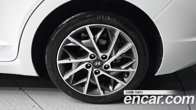 Hyundai Avante Новый AD 1.6 Style - фото 4
