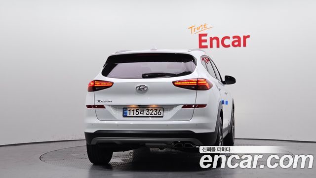 Hyundai Tucson Совершенно новый Diesel 2.0 2WD Modern - фото 3