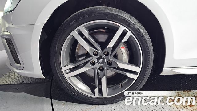 Audi A4 B9 45 TFSI Quattro Premium - фото 4