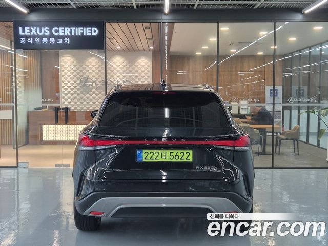 Lexus RX 5-го поколения Luxury - фото 3