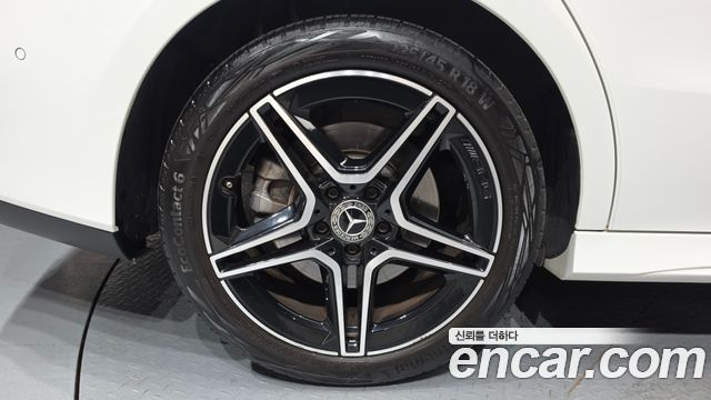 Mercedes-Benz CLA-Class C118 CLA250 4MATIC - фото 4