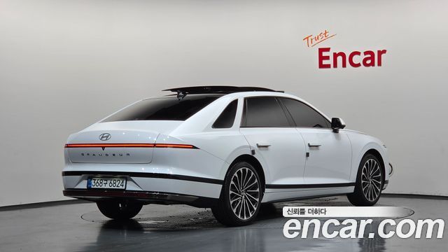 Hyundai Grandeur GN7 2,5 Gasoline 2WD Calligraphy - фото 1