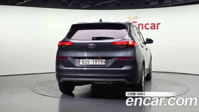 Hyundai Tucson Совершенно новый Diesel 2.0 2WD Modern - фото 3