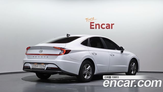 Hyundai Sonata DN8 2.0 Premium - фото 1