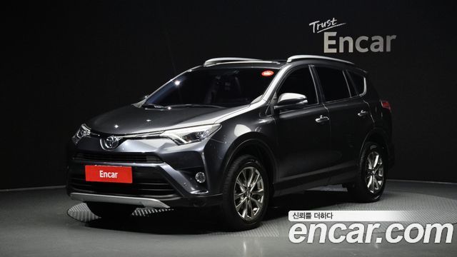 Toyota RAV4 2.5 2WD 4th - фото 0