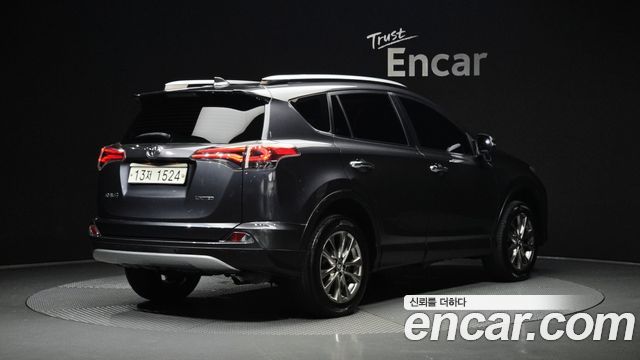 Toyota RAV4 2.5 2WD 4th - фото 1