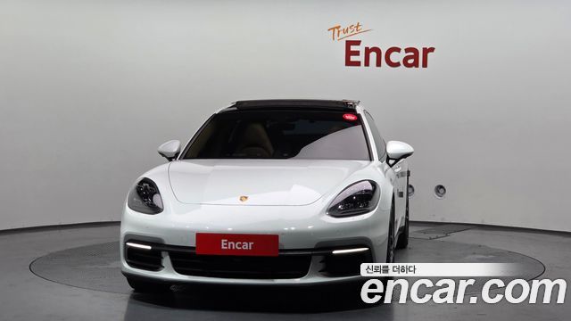 Porsche Panamera 3.0 AWD - фото 2